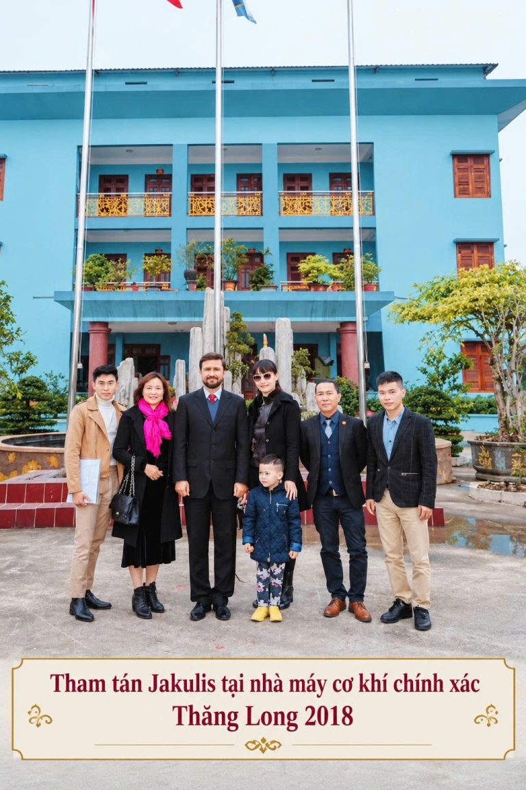 Tham tán Jakulis tại nhà máy cơ khí chính xác Thăng Long, 2018