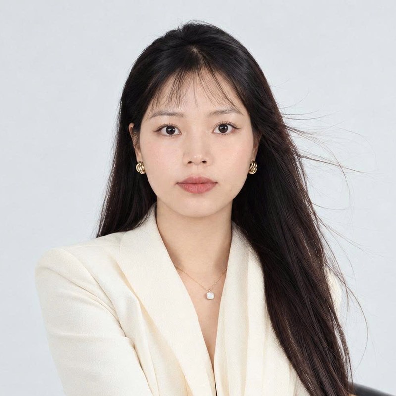 Ms Ha Thao